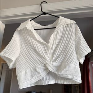 Cropped White Twist-Front Short Sleeve Top - Women
